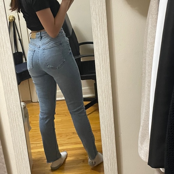 Zara High Rise Skinny Jeans - Picture 3 of 3